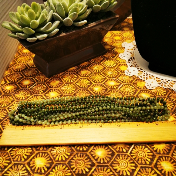 Vintage Faux Jade Bead Multi Strand Necklace - Picture 13 of 13